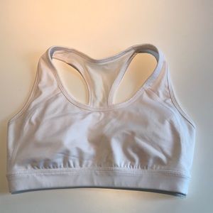Lucy sports bra